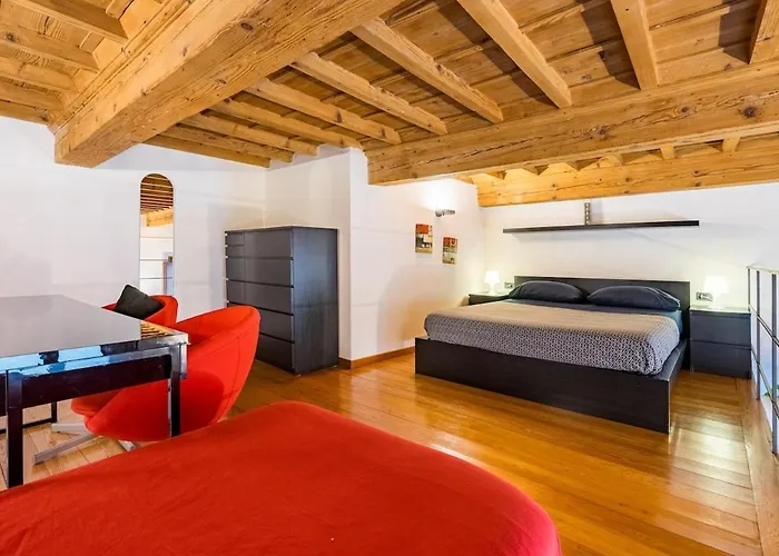 Apartment Tower 2 Florenz